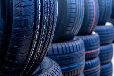 13 foreign operators to supply the market with tires and 220 new collection points