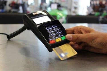 A new step to reduce the use of cash... and facilities for electronic payment owners!