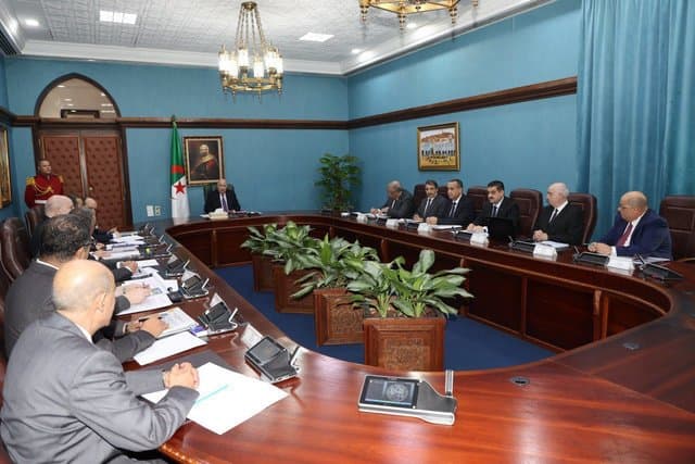 A working meeting dedicated to the progress of the works: The megaprojects under the watchful eye of the President
