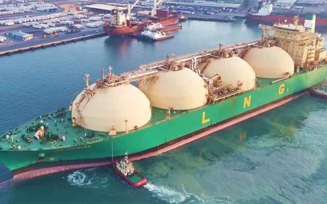African LNG: The Double Effect of the Crisis