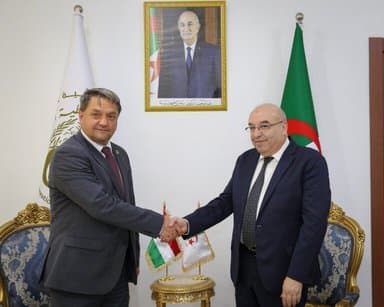 Algeria and Hungary Discuss Opening New Horizons for Investment and Partnership