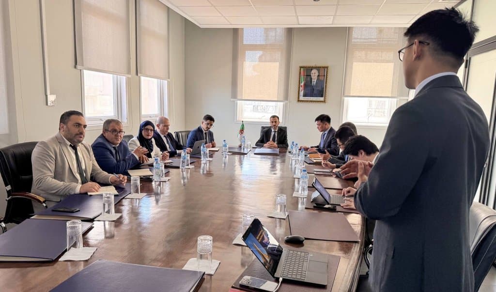 Algeria Discusses Strengthening Cooperation with Huawei in Artificial Intelligence and Digital Economy