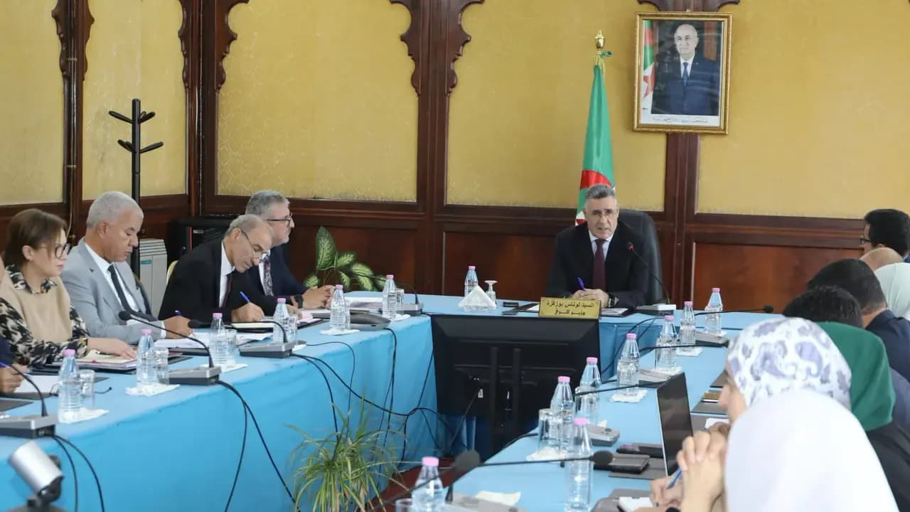 Algeria establishes a working group to expand the use of treated water in agriculture and industry
