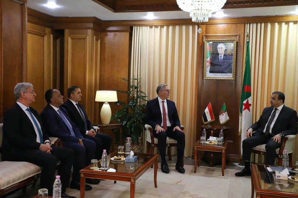 Algerian-Egyptian Talks on Investment Prospects in Hydrocarbons and Equipment Manufacturing - Iqtissad Al Balad