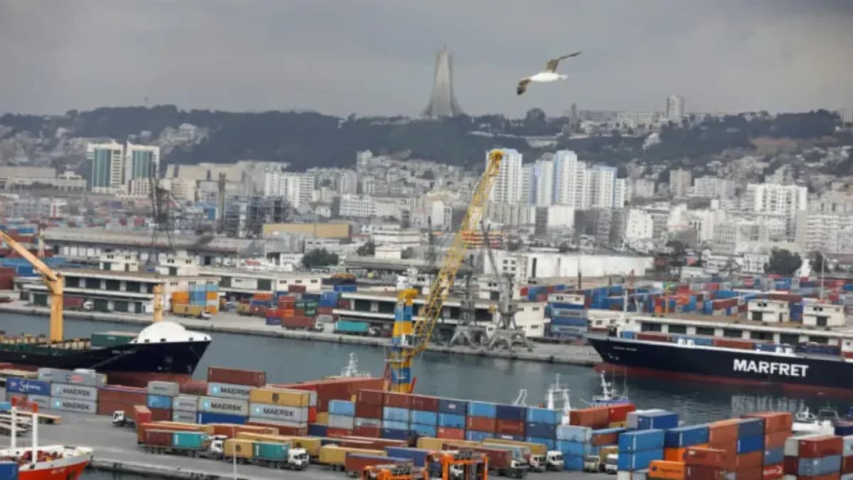 Algerian non-hydrocarbon exports approached 4 billion dollars