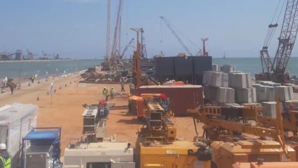 Annaba: Jlawi inspects the expansion works of the phosphate port