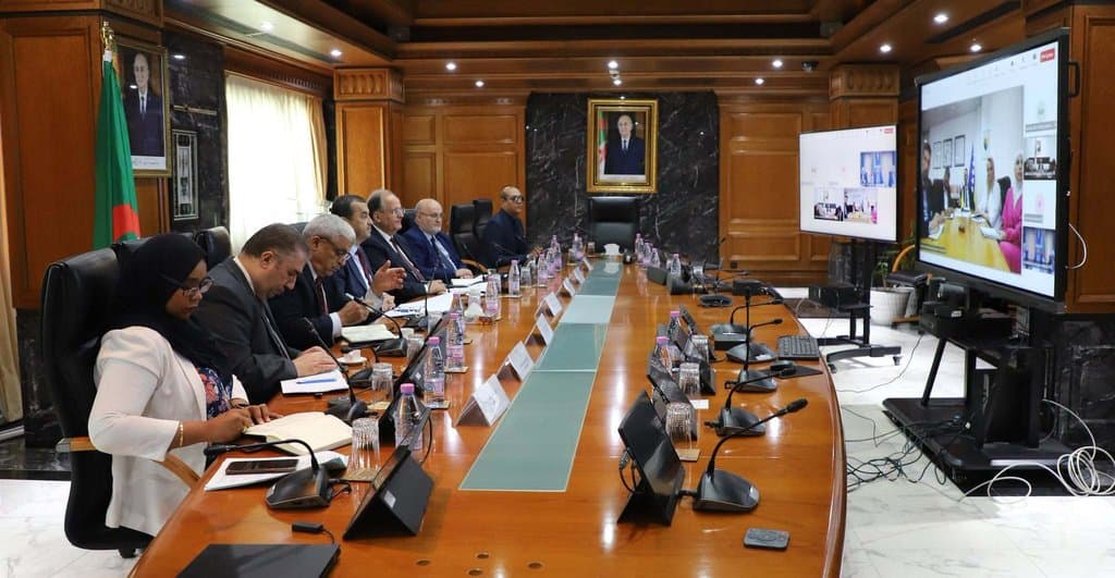 Aqrab discusses with his Bosnian counterpart opportunities for cooperation in oil, gas, and technology transfer