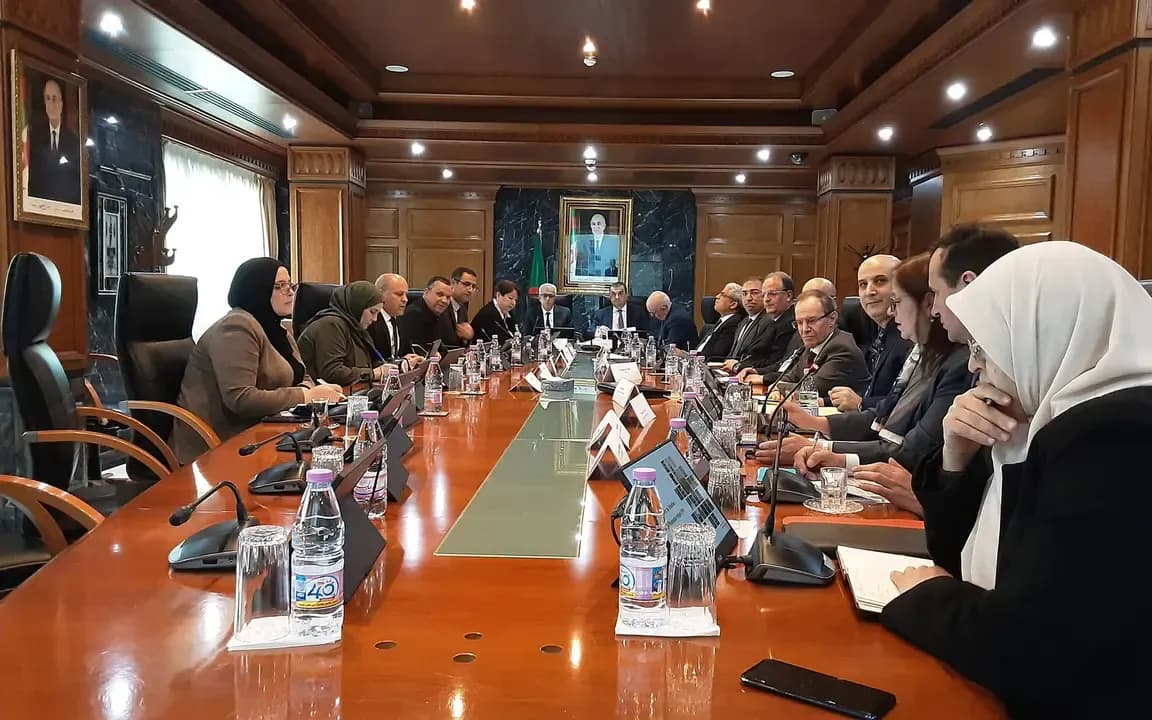 Arqab and Hanifi emphasize the need to respect the deadlines for the integrated phosphate project