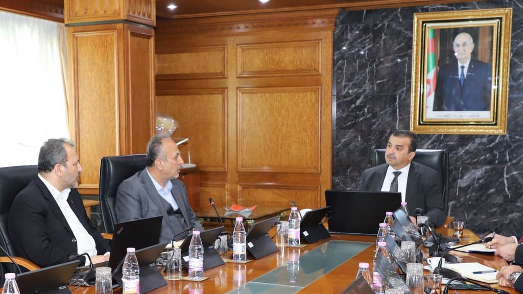 Arqab discusses cooperation prospects with the CEO of the Iranian company 'Farinda'
