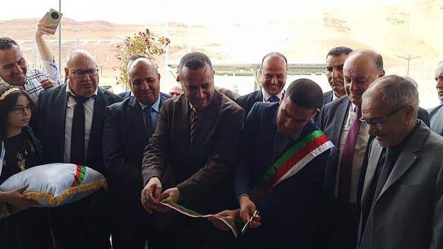 Biskra: Mr. Ajal inaugurates the photovoltaic station in Laghrous