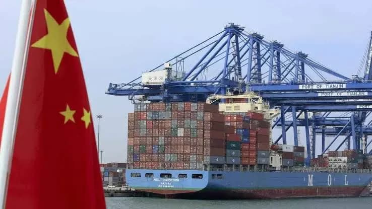 Chinese Exports Exceed Expectations Supported by AI Boom Despite Rising Trade Pressures