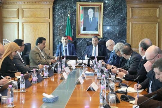 Coordinating meeting between the hydrocarbons and irrigation sectors regarding water production and distribution - Iqtissad Al Balad