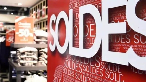 Determining the Start Date of the 'Sales' Season