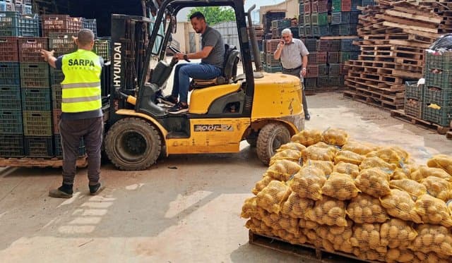 Expansion of Stored Potato Marketing to Five Sales Points Within a Week