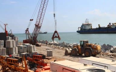 Extension of the Annaba phosphate port: Djellaoui inquires about the progress of the works