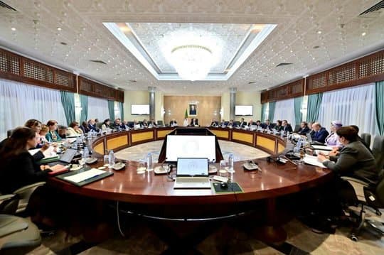 Important Projects and Files on the Prime Minister's Table - Iqtissad Al Balad