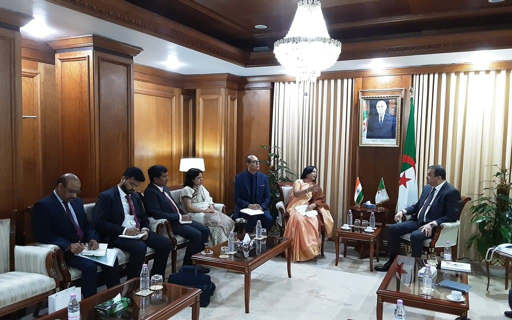 India confirms its interest in expanding cooperation with Algeria in the fields of hydrocarbons and mining