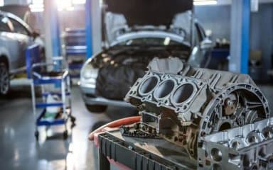 Industrial subcontracting: The automobile as a locomotive