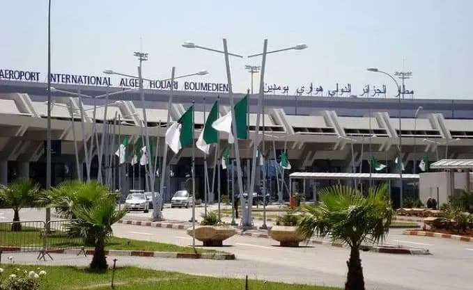 International Airlines Operating in Algeria: Ministry of Finance Assures on Revenue Transfer