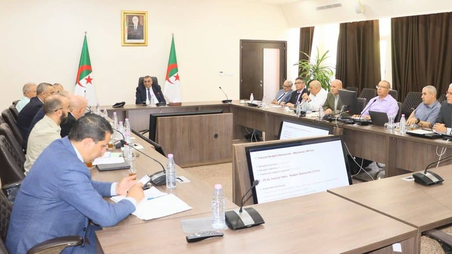 Jalawi emphasizes the need to accelerate the completion of infrastructure related to the Gara Djebilet project
