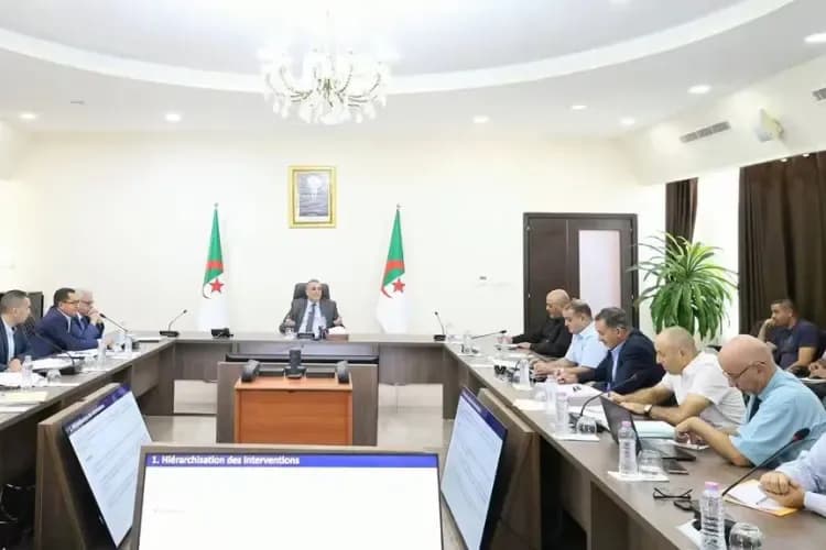 Jalawi emphasizes the need to accelerate the pace of road maintenance