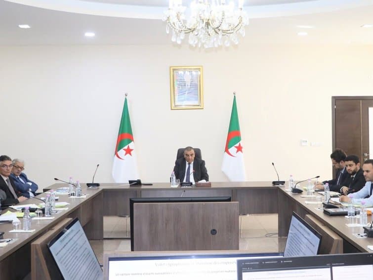 Jlaoui chairs the meeting of the committee responsible for monitoring the Ghardaïa-El Menia railway project