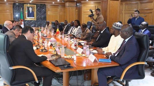 Joint Algerian-Chadian Meeting to Boost Bilateral Cooperation in Industry, Mining, and Energy