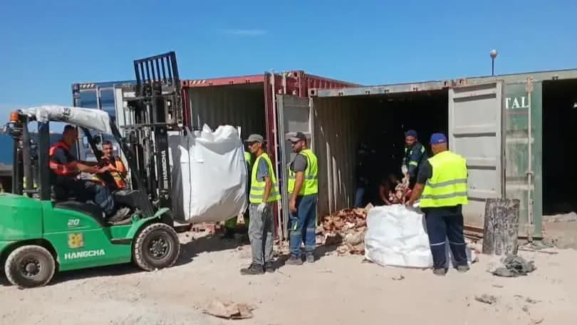 Mers El Kébir Port Addresses Damaged Goods That Have Been at the Port Since 1993