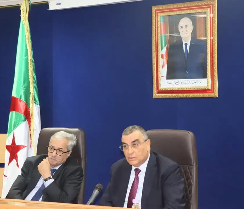 Mr. Djalawi meets with sector directors for the central provinces