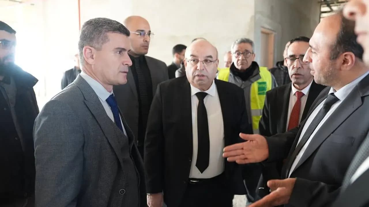 Pharmaceutical Industry: Mr. Gouidri reviews research projects at the Research and Innovation Center of the 'Saïdal' Group