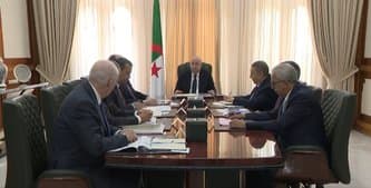 President Tebboune Holds Working Meeting to Follow Up on Major Mining Projects