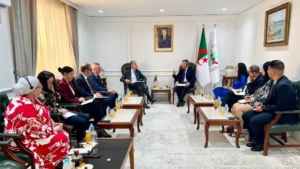 Rakach receives a delegation from the International Monetary Fund