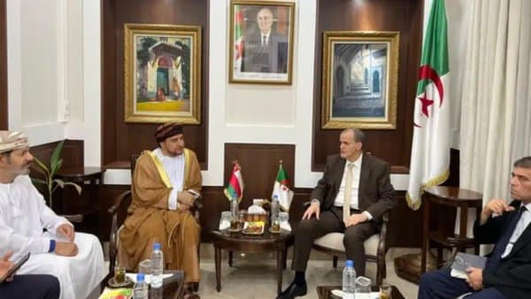 Rziq discusses with the Omani ambassador prospects for enhancing trade cooperation between the two countries