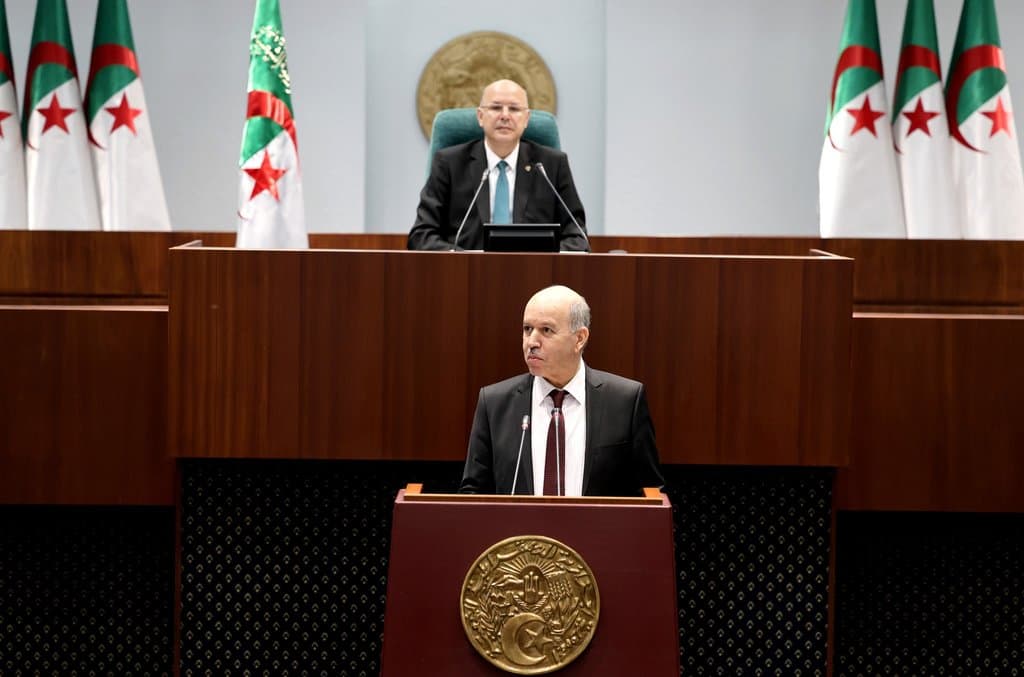 Sayhi: Algeria experiences economic dynamism providing more than half a million jobs annually