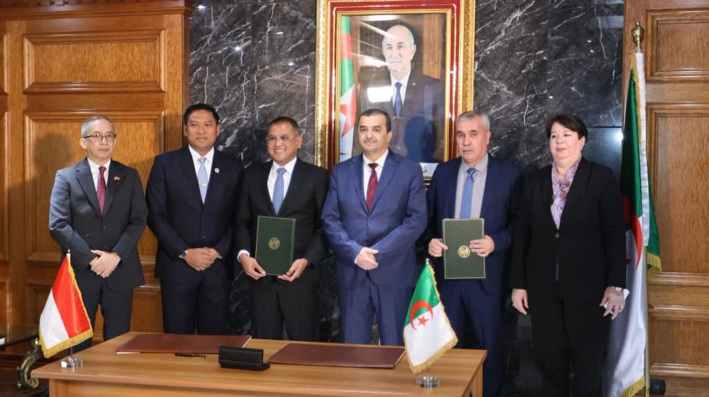 Signing of a Memorandum of Understanding between the Algerian company 'Somifos' and 'Pupuk Indonesia'
