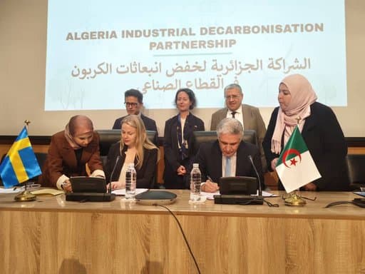 Signing of an agreement on the partnership program for carbon removal from the industrial sector in Algeria