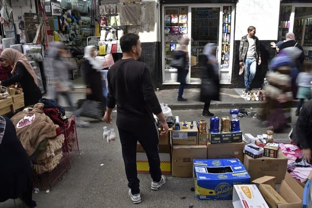Tax compliance, debt recovery... New measures against the informal sector