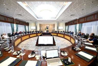 The Algerian Prime Minister chairs the third session of the National Council for Agricultural Mechanization