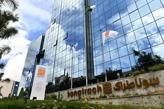 The CEO of SONATRACH meets with a delegation from the Czech company 'Škoda'