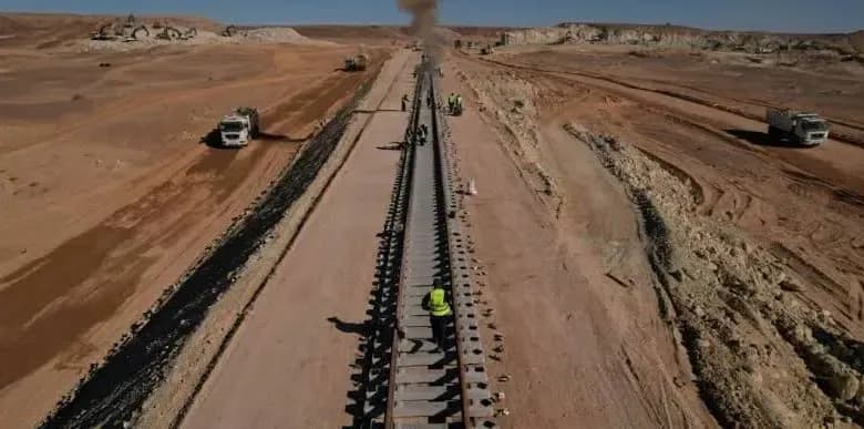 The President orders to expedite the implementation of the railway project between Laghouat, Ghardaïa, and Menia