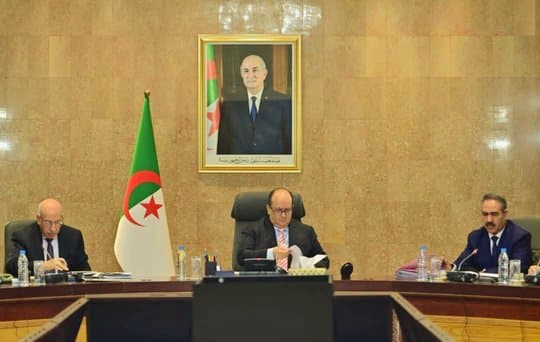 The Prime Minister chairs a government meeting to study the files for urban pole projects and the development of airspace management - Iqtissad Al Balad