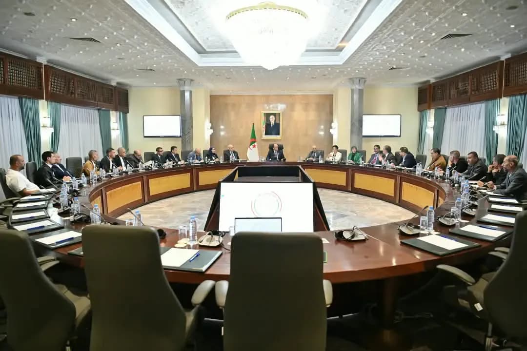 The Prime Minister chairs a meeting of the joint ministerial council on the new mechanism for daily monitoring of consumer goods prices and availability