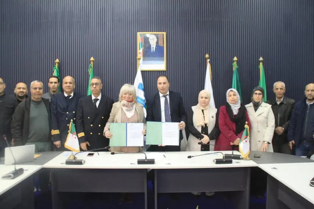 Towards the Transition to Eco-Friendly Ports