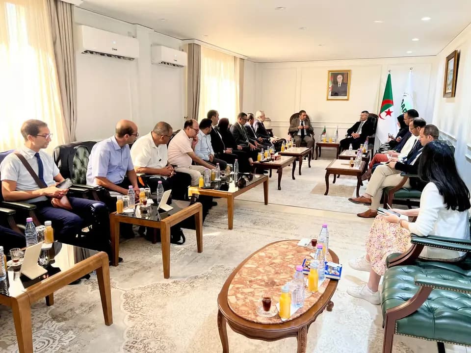 Tunisian businessmen explore investment opportunities in Algeria