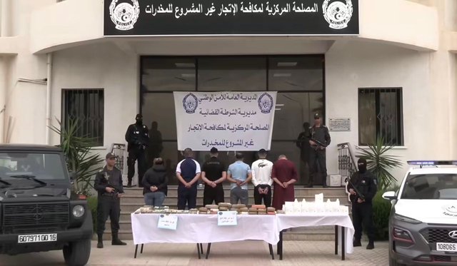 34 kg of cocaine and 17 kg of kif