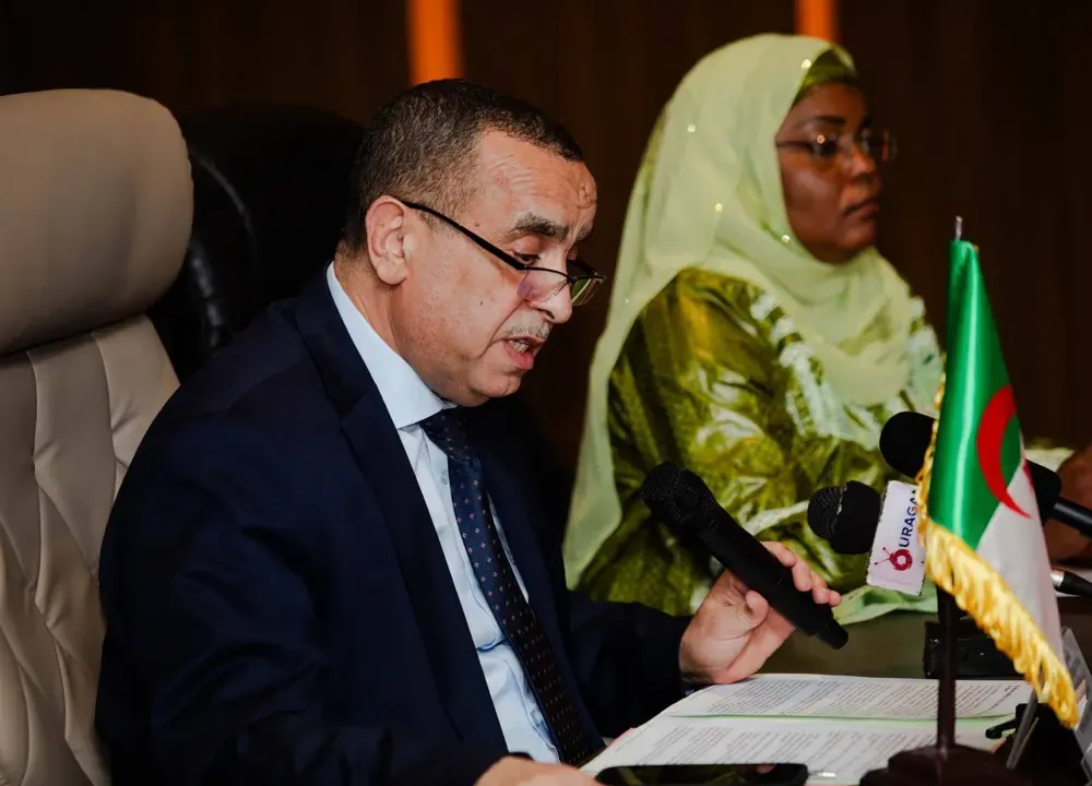 Ajjal Chairs Working Meeting in Niamey with His Nigerien Counterpart to Discuss Strengthening Energy Cooperation