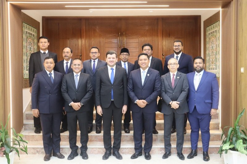 Algeria and Indonesia Discuss Enhancing Cooperation in Agriculture and Fisheries