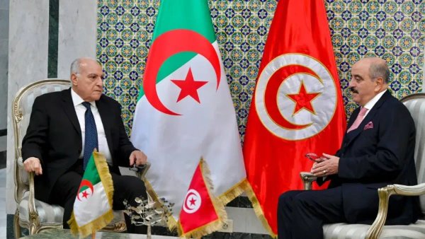 Algeria and Tunisia Face Challenge of Boosting Trade Volumes