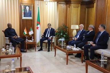 Algerian Minister of State, Minister of Hydrocarbons Holds Cooperation Talks with His Nigerien Counterpart in the Hydrocarbons Sector