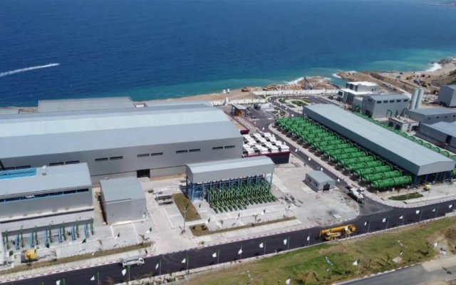 Desalination, interconnections of dams and water transfers: The new roadmap